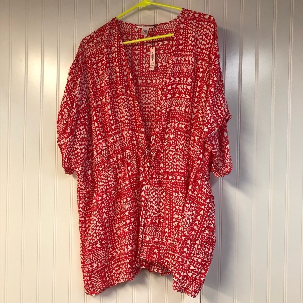 Victoria Secret Red and White Heart Print Kimono Top One Size Tie Front NWT